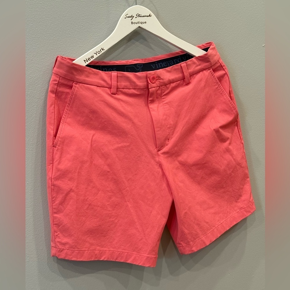 VINEYARD VINES 8" Performance Breaker Shorts Men's Size 32 Lobster Ree - Picture 5 of 13